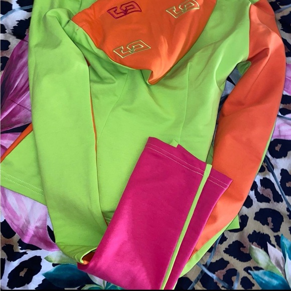 Gsuwoo Multicolor Tracksuit Set - Picture 2 of 3